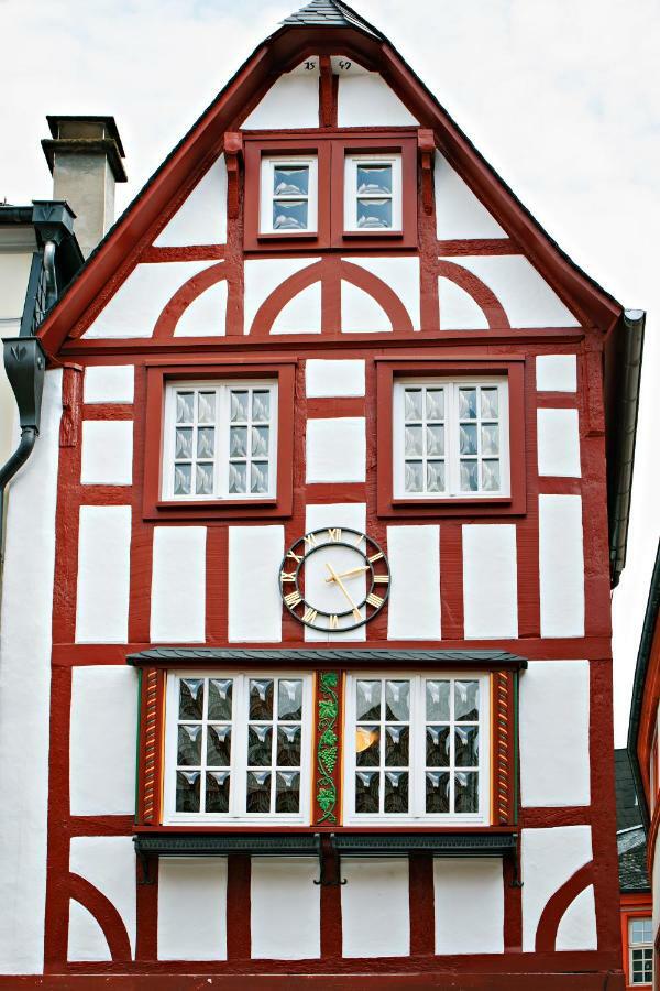 Kronser Ferienwohnungen Bernkastel-Kues Bagian luar foto